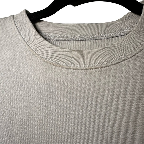 Girlfriend Collective 50/50 Long Sleeve Cropped
Pull Over Sweatshirt Gray Sz S - Picture 2 of 7